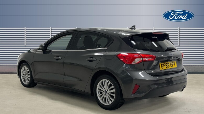 Ford Focus 1.0 EcoBoost 125 Titanium 5dr Petrol Hatchback